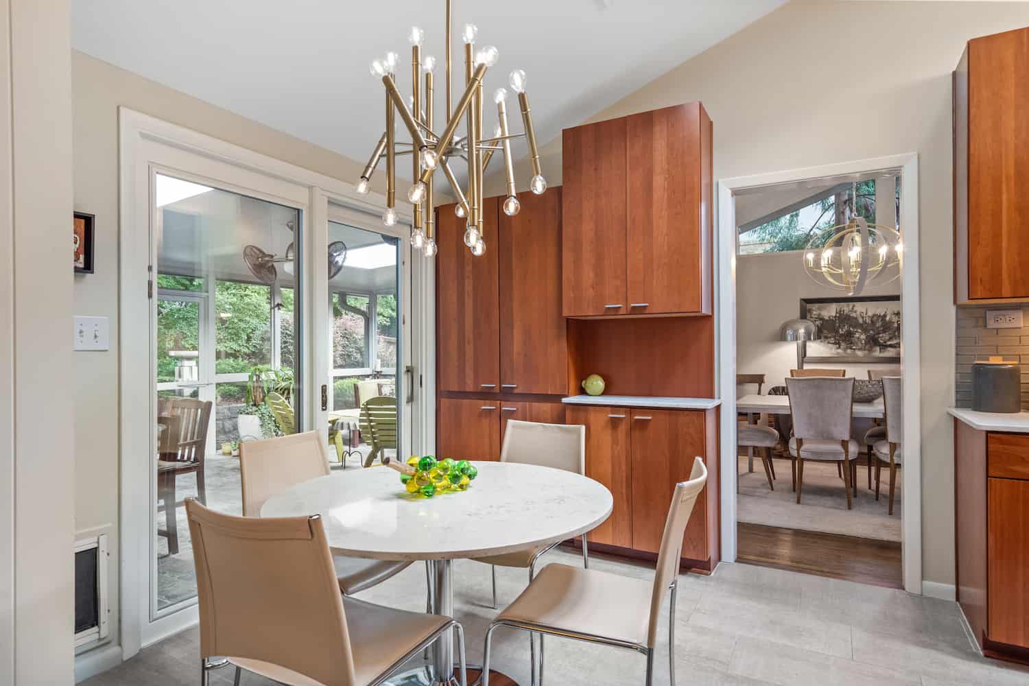 1914 Wildwood Place, Atlanta - Casual Dining Area